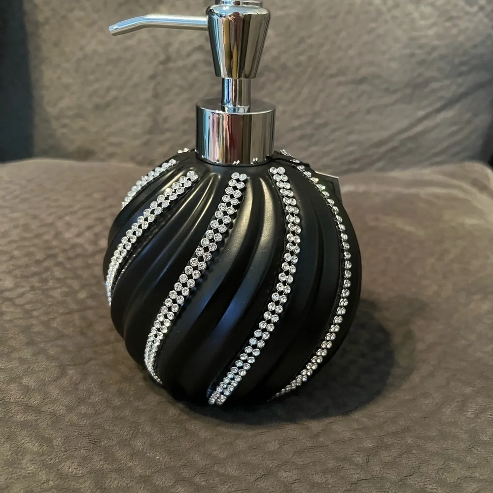Bella lux soap dispenser